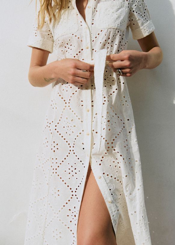 Adèle ドレス - 無地刺繍 渦巻き エクリュ - オーガニックコットン