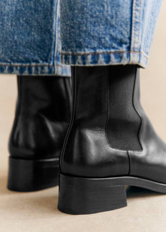 Abigael Low Boots - Glossy Black - Bovine leather - Sézane