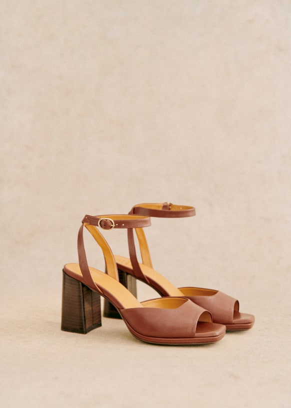 Dolce vita nala sandal deals