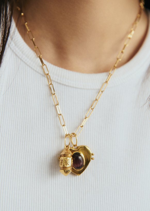 Irma Charm - Golden totem - Majority recycled brass - Sézane
