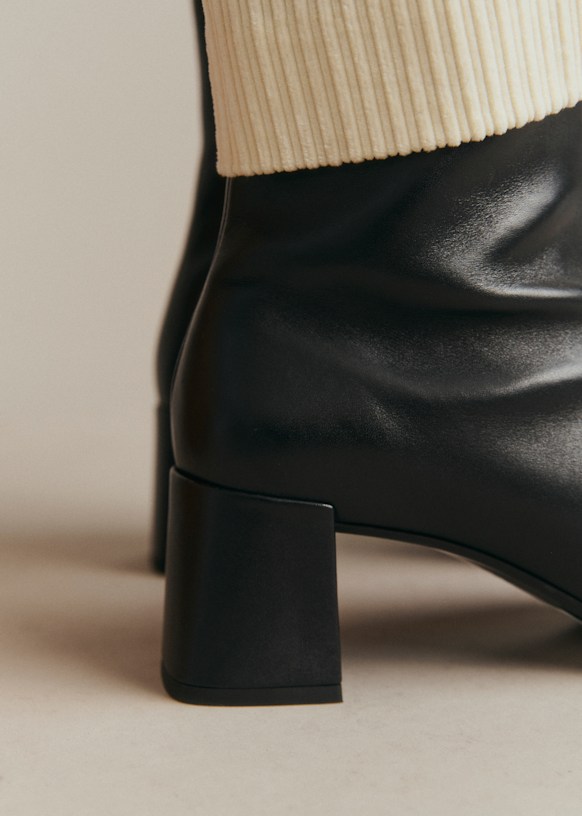 Sophie Mid Boots - Smooth Black - Lamb leather - Sézane