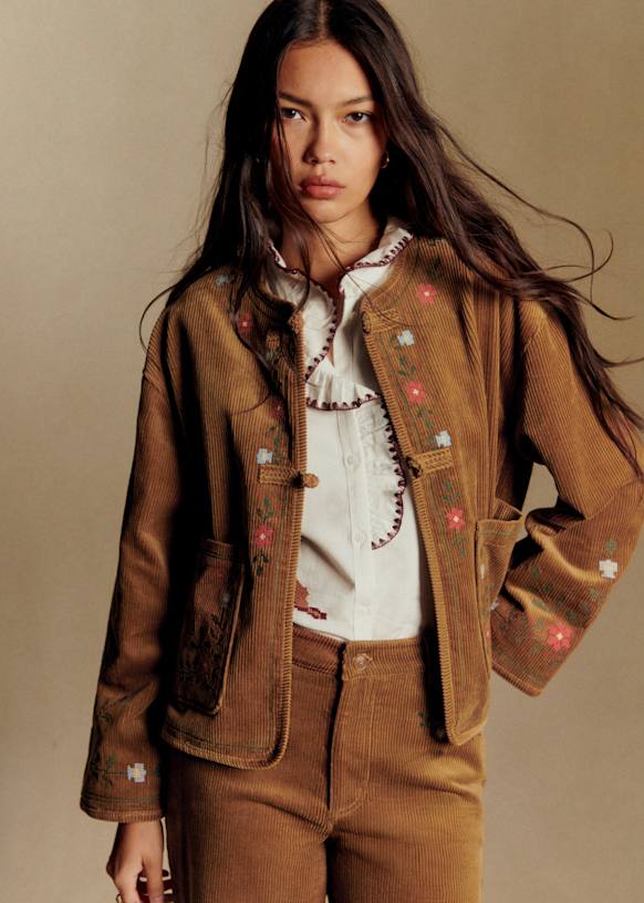 JasManela-SézanexBaziszt-Tuin,beigeachtergrond