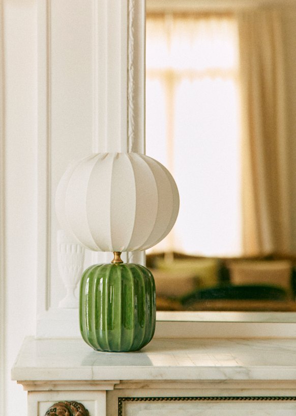 Small Traviata Table Lamp - Green - Sonate Lamp Shade - Ecru