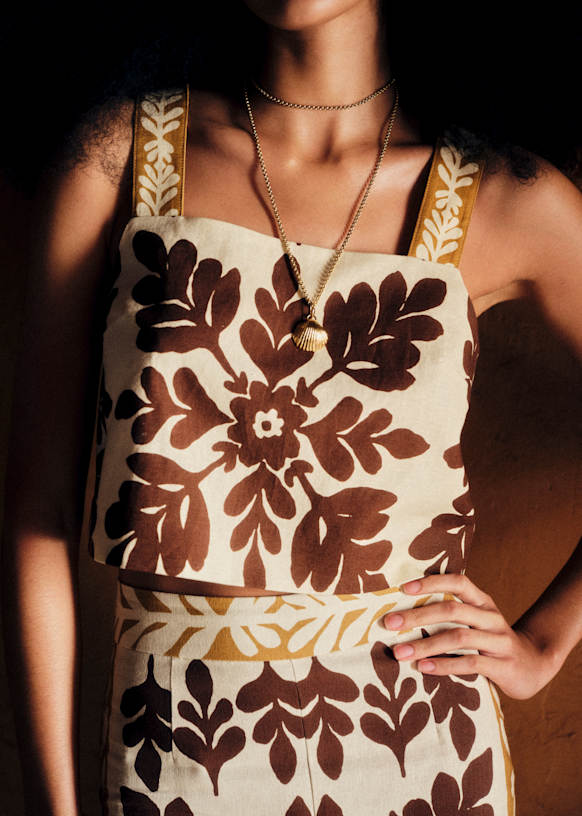 Marga Blouse - Embroidered Chocolate - Organic Cotton - Sézane