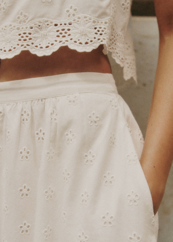 Nala Skirt - Ecru with Petal Embroidery - Organic Cotton - Octobre