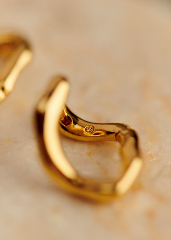 【完売　日本未入荷】Sezane セザンヌ　ピアス　クラシカル　リング 完売 日本未入荷】Sezane セザンヌ ピアス クラシカル リング