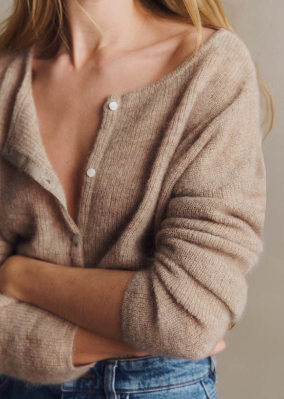 Gaspardカーディガン - エクリュ - スーパーキッドモヘア - Sézane