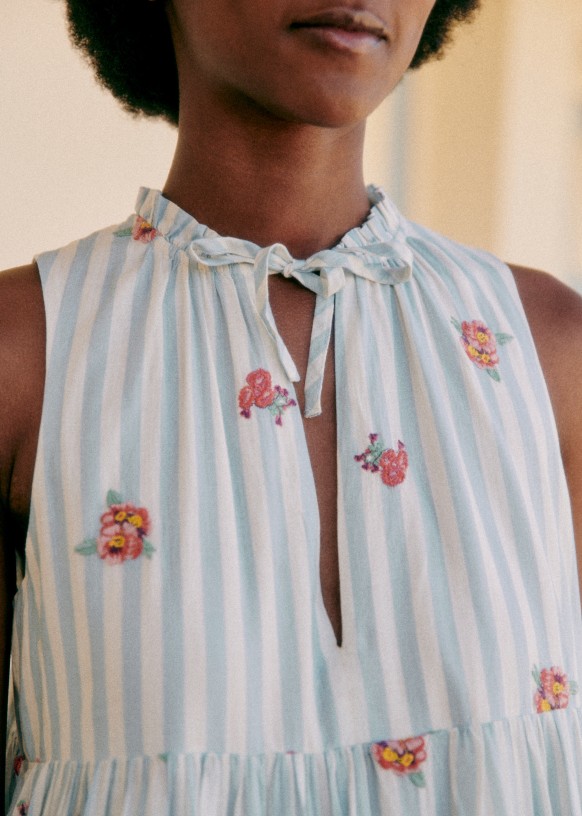 Robe clare sezane 2025