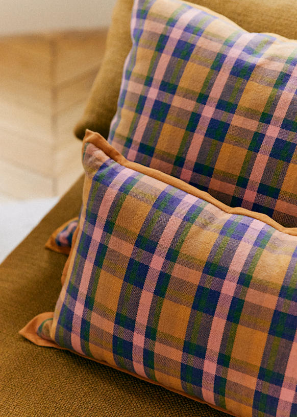 Madras Woven Cushion Large Model Sezane Pink and Ochre Tu Unisex
