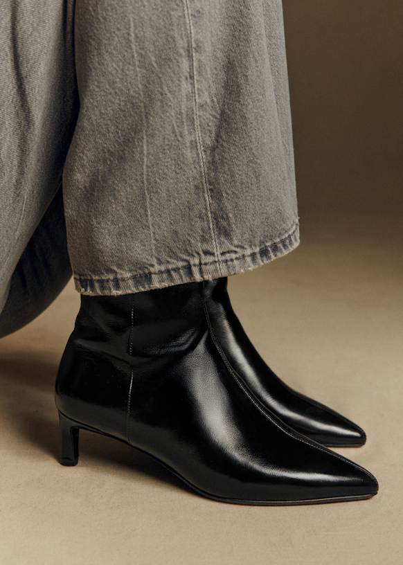 Garance Ankle Boots - Patent Black - Bovine leather - Sézane