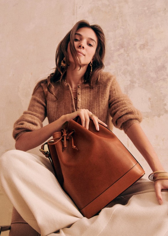 Madewell lafayette best sale leather bucket bag