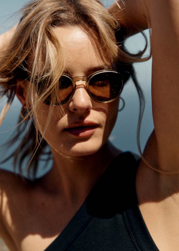 【Sezane】大人シック！プラムカラーのサングラス SEZANE(セザンヌ) サングラス(レディース) - 海外通販のBUYMA