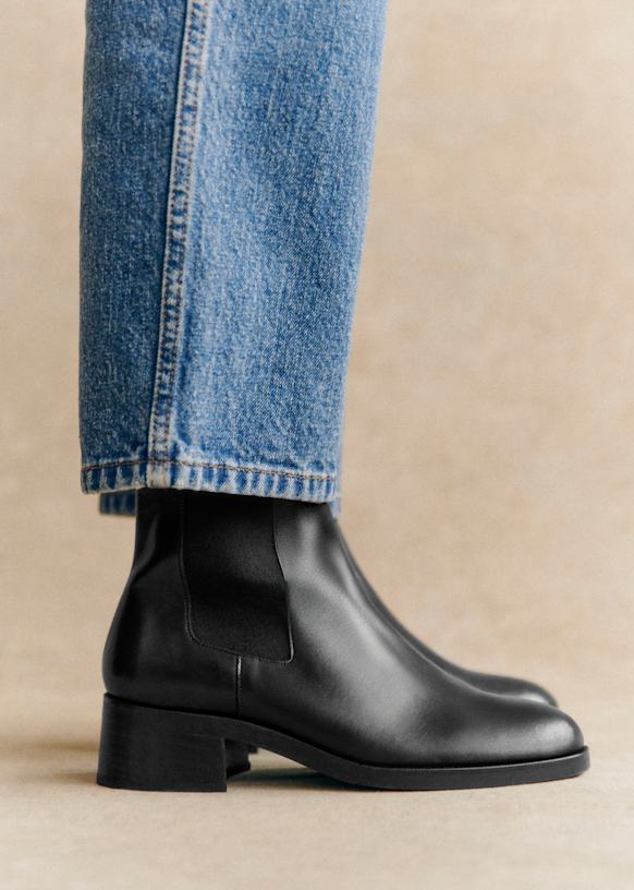 Agnès Ankle Low Boots - Glossy Black - Bovine leather - Sézane
