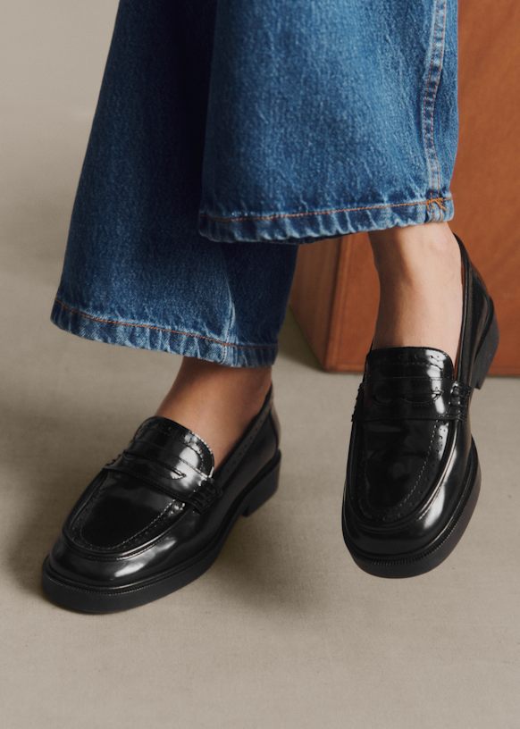 Adam Loafers - Glossy Black - Bovine leather - Sézane
