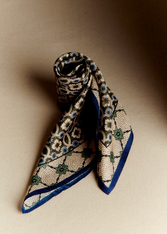 Cléopatra Scarf - Sézane x Antoinette Poisson - Ecru Geometric