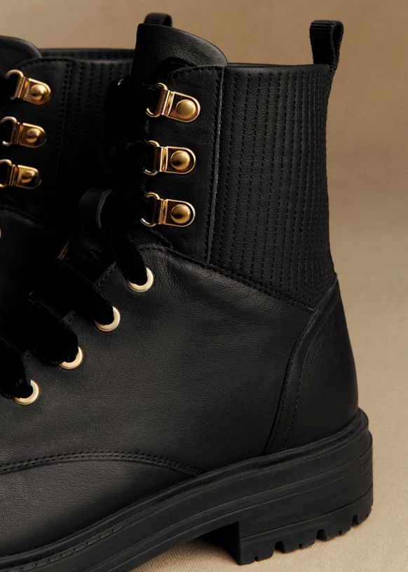 Niels Ankle Boots - Smooth Black - Bovine leather - Sézane