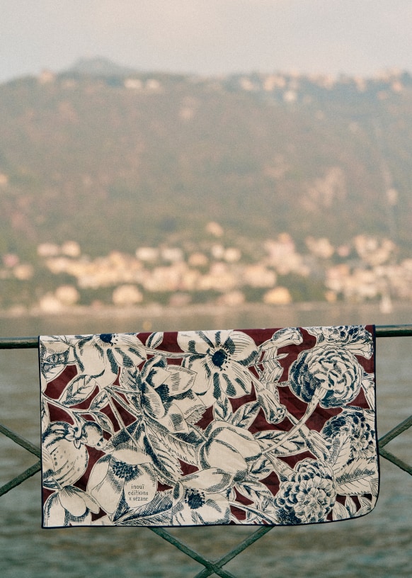 Mirage スクエアスカーフ - Sézane x Inoui Editions - Prune Abelard