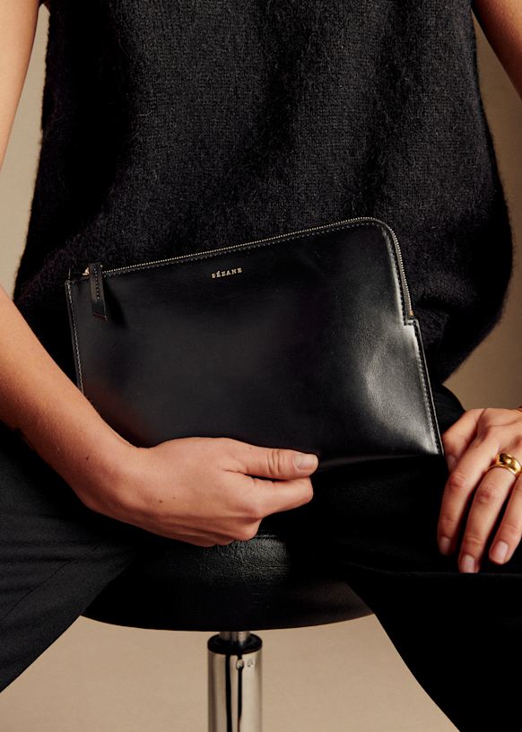 Serena Pouch - Chocolate Crocodile Print - Bovine leather - Sézane