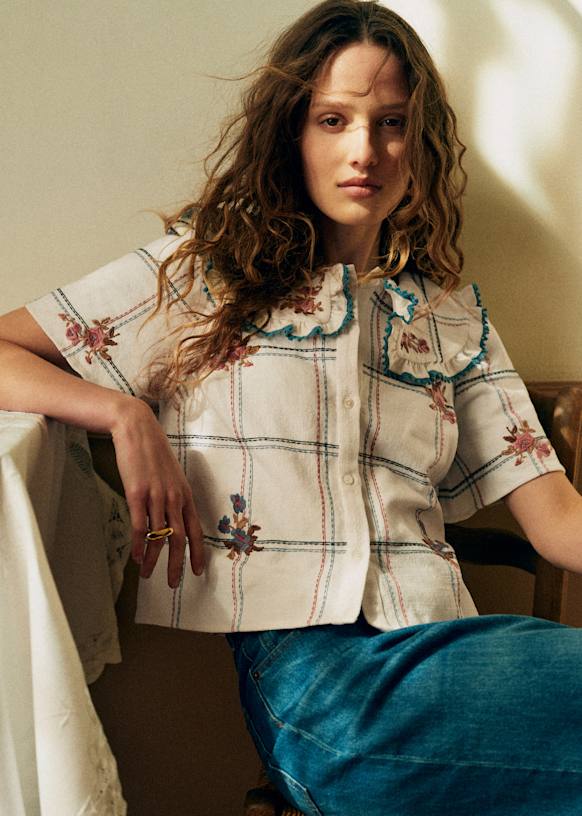 Blouse Liria - Broderie Placée Brun Fond Crème