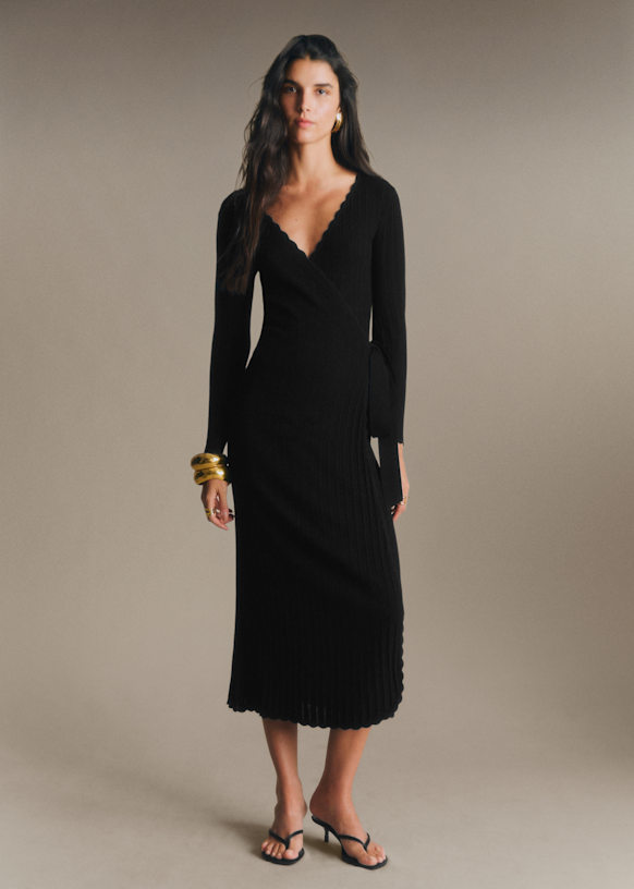 Cecilia Dress - Black - Viscose ECOVERO™ LENZING™ - Sézane