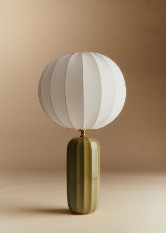 Lampe Traviata Moyen modèle - Vert Olive - Abat-jour Dolce - Jute Écru