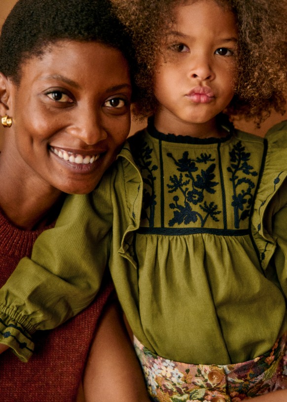 す*ん様 LES BENJAMINS レスベンジャミンズ イエロー刺繍ウールコー LES BENJAMINS レスベンジャミンズ イエロー刺繍ウールコート タグ付