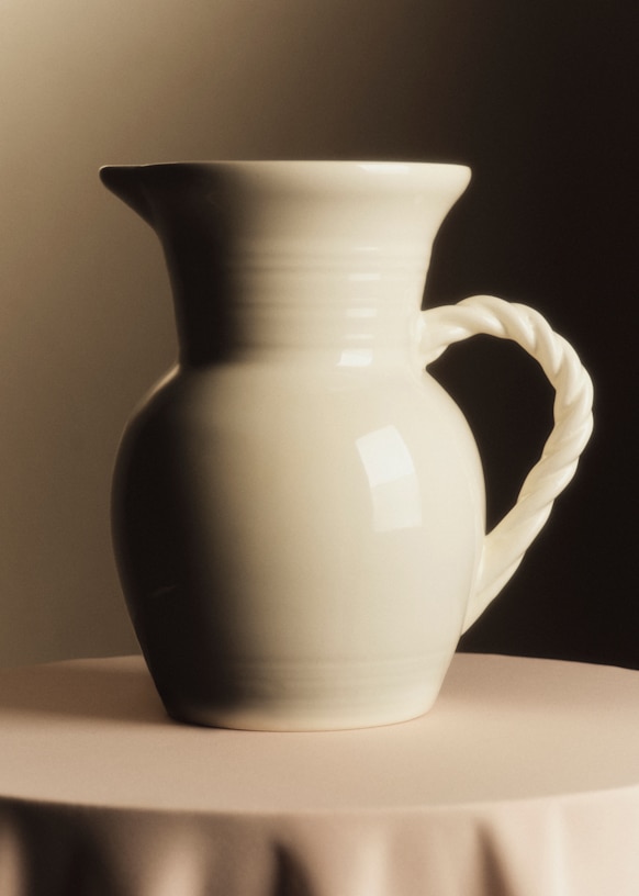 Pichet Arlésienne - Écru