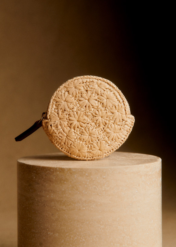 パリ発【SEZANE】Nicole ラフィア マーガレットコインケース Nicole Coin Purse - Natural Raffia Embroidery - Raffia - Sézane