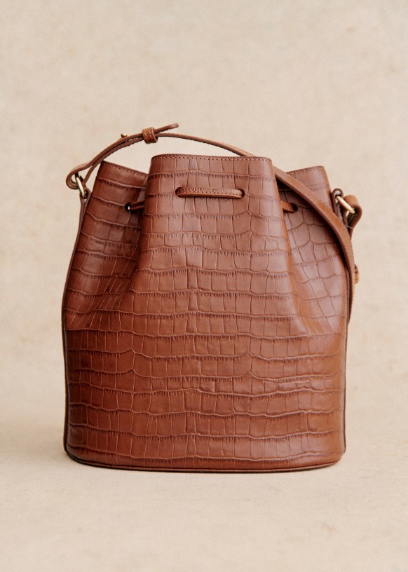 Bourse Farrow Noir Croco Cuir lisse bovin tannage vegetal embosse crocodile Sezane