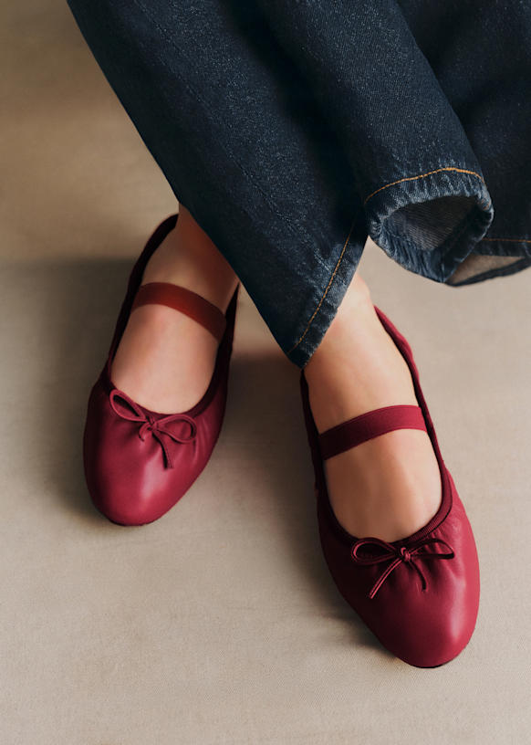 Low Amélie Ballerinas - Cherry Smooth Pleated Elastic - Smooth