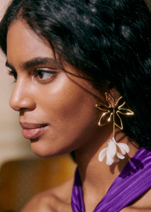 【SEZANE】マルセロ イヤリング Marcelo Earrings - Ecru - Majority recycled brass - Sézane