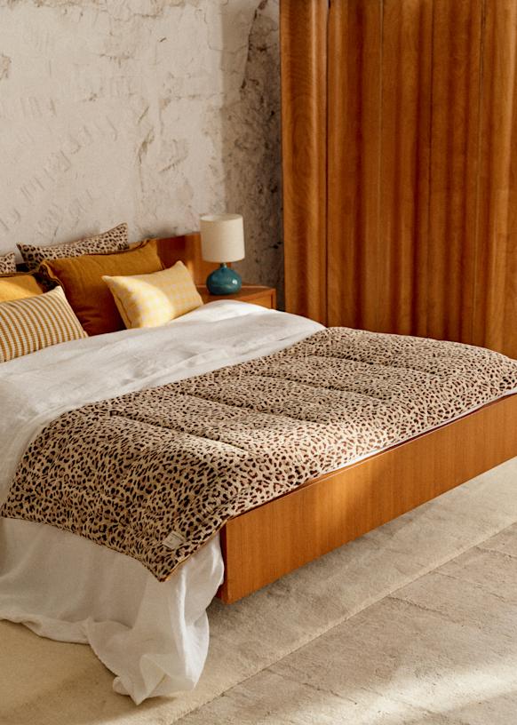 Woven Quilt - Leopard Ecru and Coffee - Caramel Velvet - Acrylic - Sézane