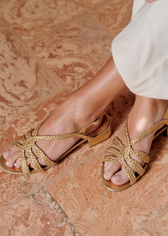 Low Sandals - Smooth Gold - Metallic vegetable-tanned goat leather -