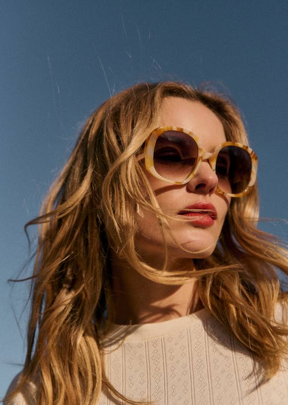 【Sezane】大人のニュートラルスタイル Georgiaサングラス Georgia sunglasses - Yellow Tortoiseshell - Acetate - Sézane