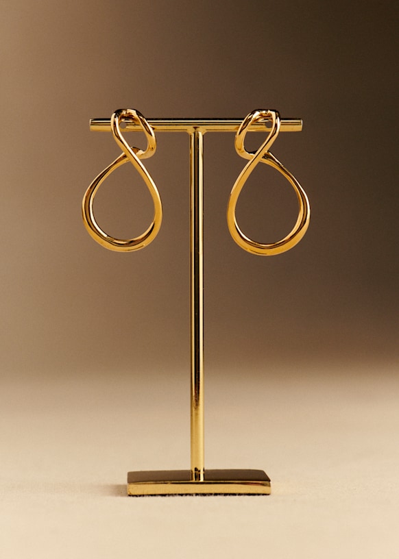 The Tessa Hoop Earrings