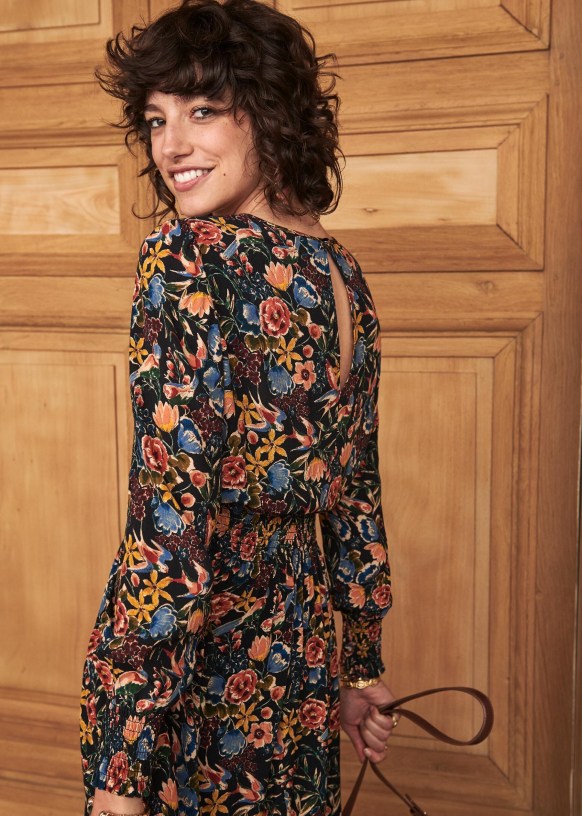 Sezane ワンピース SEZANE(セザンヌ) ワンピース(レディース) - 海外通販のBUYMA
