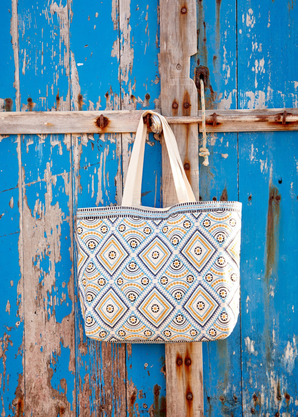 Summer and rose navy diamond tote sale