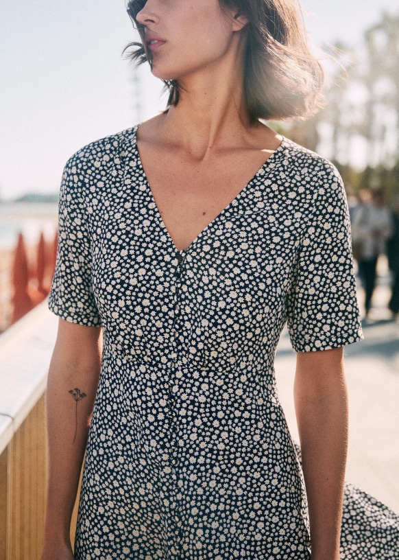 Sola Dress Blue Background Daisy Print Viscose Sezane