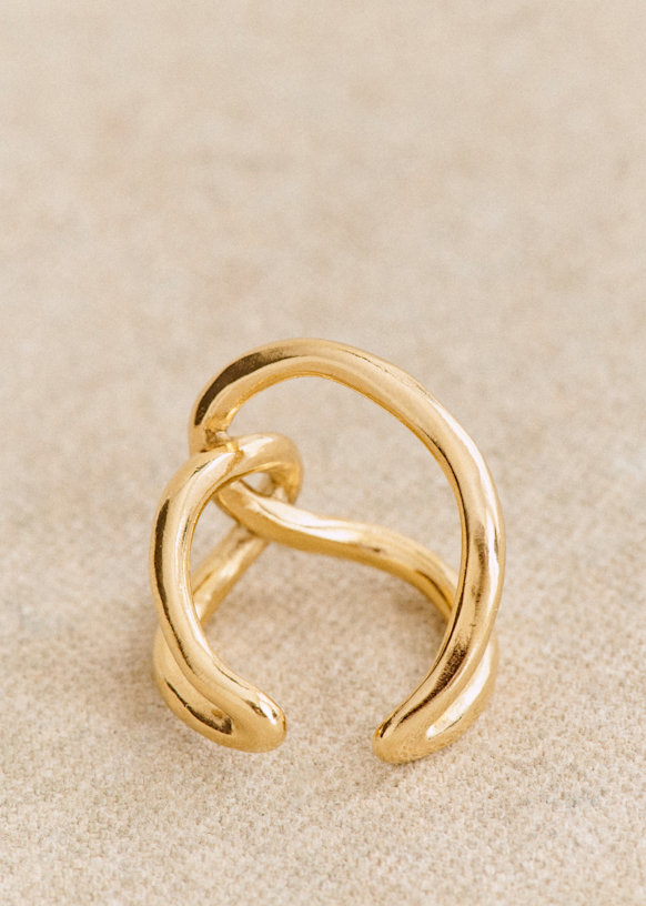 Alice Ring - Gold - Majority recycled brass - Octobre Éditions