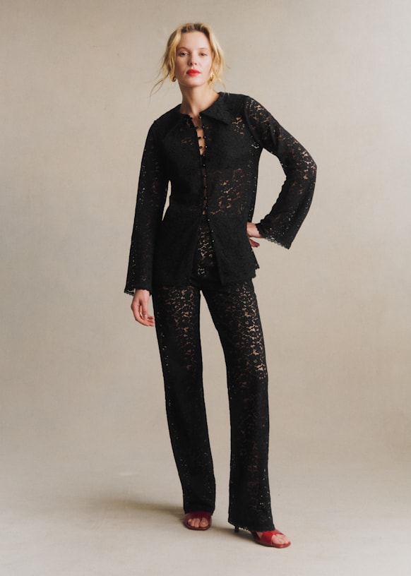 Brandy Blouse - Black Lace Flowers - Organic cotton - textile made