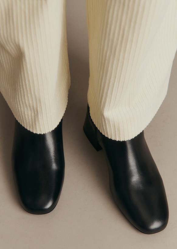 Low Paulette Ankle Boots - Glossy Black - Bovine leather - Sézane