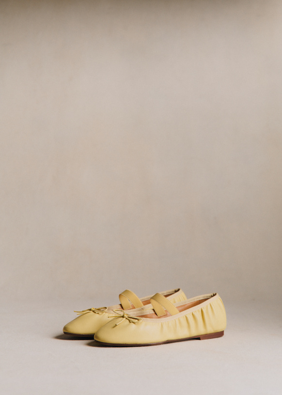 Low Amélie Ballerinas - Yellow Smooth Pleated Stretch - Smooth