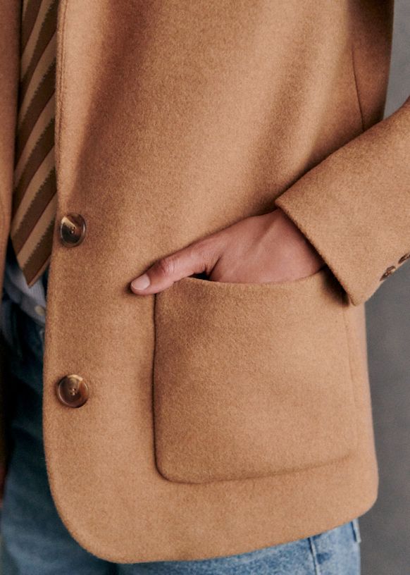 Sac tiger sezane camel deals