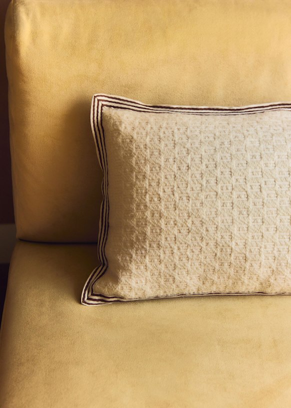 Cushion Jacquard Wool - Small model