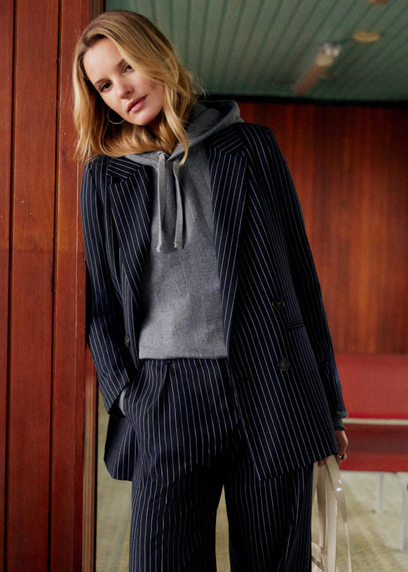 最新入荷 Chelsea Jacket - Navy Ecru Tennis Stripes - Recycled ジャケット・アウター