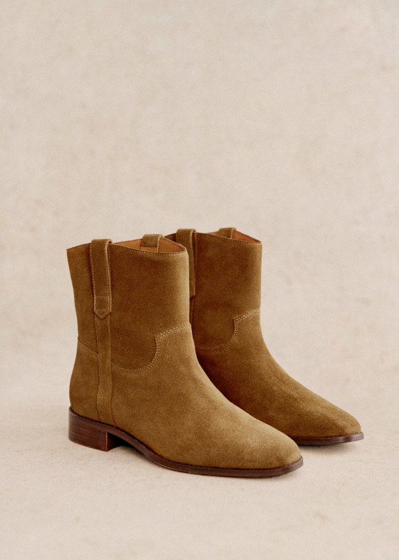 Low suede boots outlet