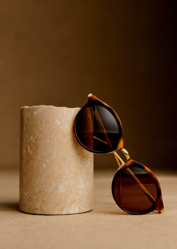 【SEZANE】ボニー サングラス Bonnie Sunglasses - Tortoiseshell/Gold - Sézane