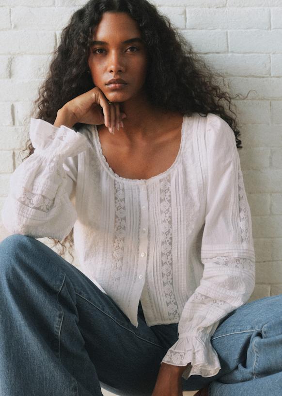 Tinia シャツ - 赤無地刺繍 - オーガニックコットン - Sézane