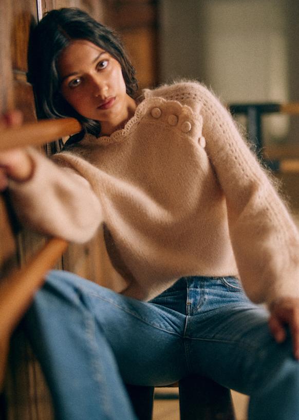 専用ページ‼️Sézane Ellaセーター　ニット　XXS　S-M相当　ウール Sézane Ellaセーター ニット XXS S-M相当 メリノウール&モヘア