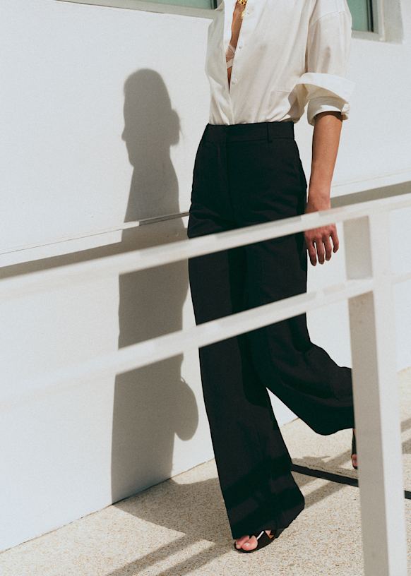 Matheo Trousers - Black - Viscose ECOVERO™ LENZING™ - Sézane